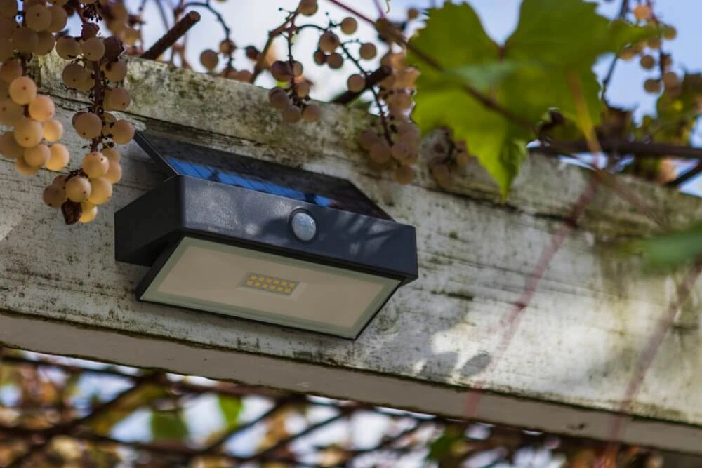 Applique solaire Arrow anthracite Lutec 6939412046402