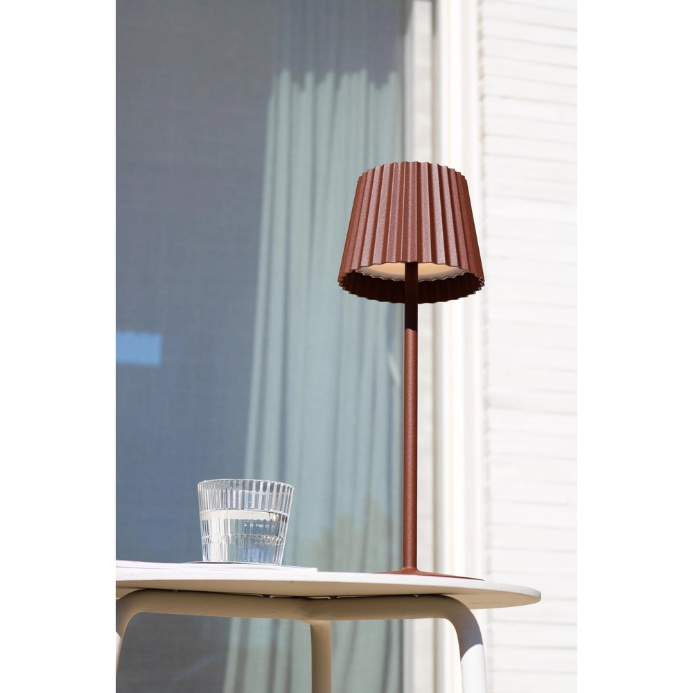 Lampe de table rechargeable Justine Bruit rouille avec station de recharge Lucide 5411212272195