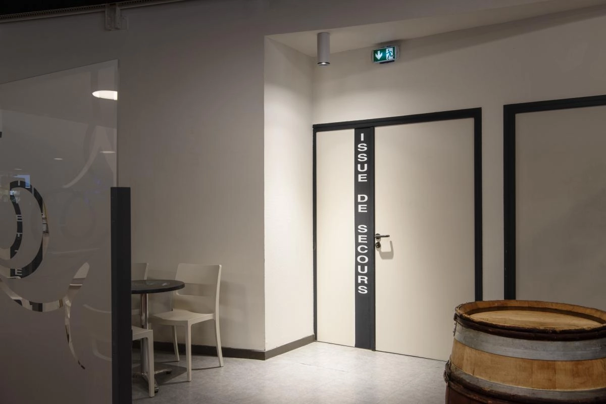 Spot en saillie Numinos XL Dali cylindre blanc/noir 3000K - 36 deg SLV 4024163260251