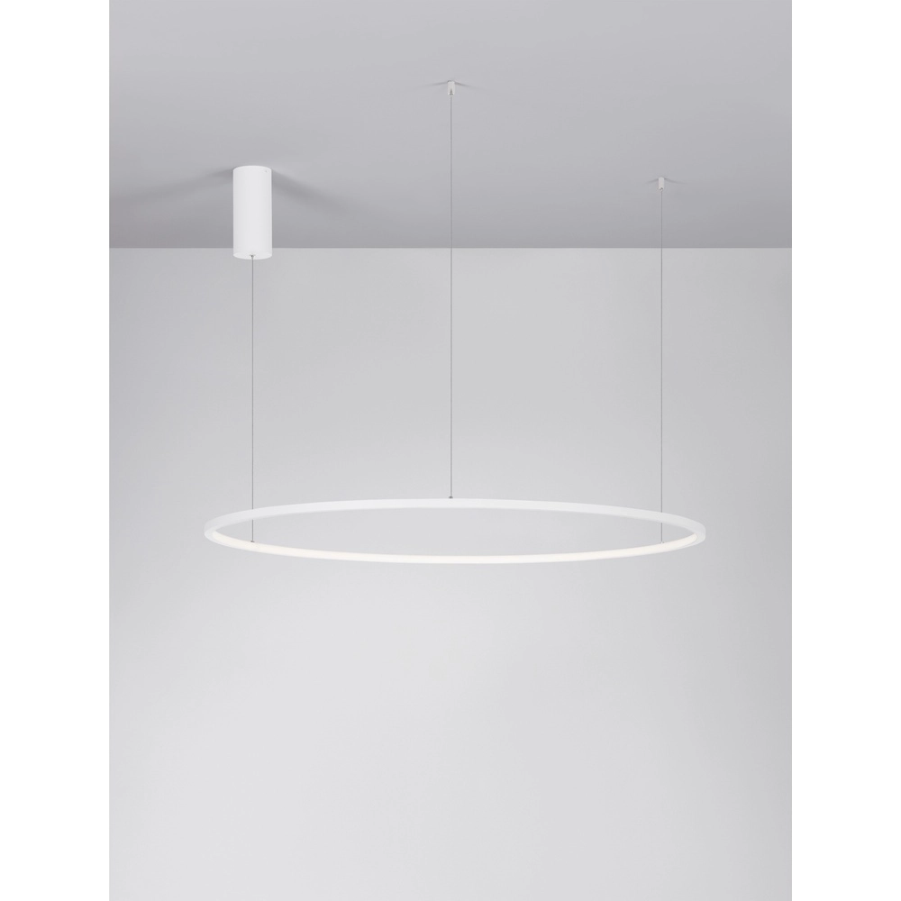 Suspension ronde Tarquin blanc Ø 100cm Suspension ronde Tarquin blanc Ø 100cm