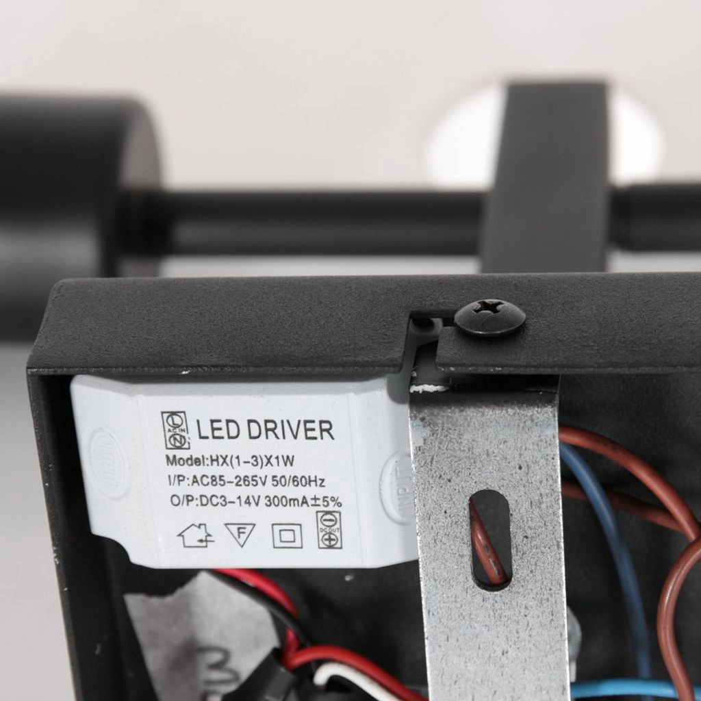 Lampe de chevet noire Stang avec un chapeau en liège Ø20cm Steinhauer 8712746180534