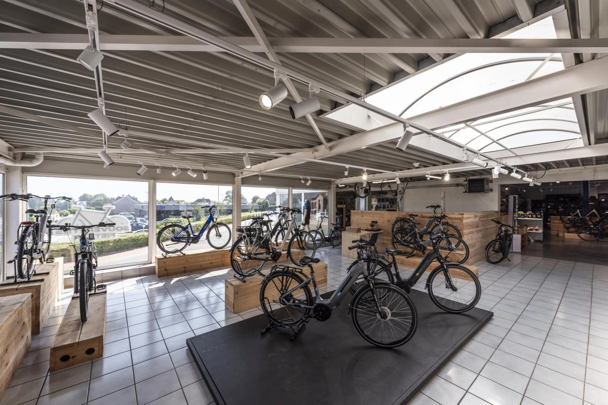 Railspot 3-phasé Numinos L blanc/noir 4000K - 36 deg SLV 4024163244374