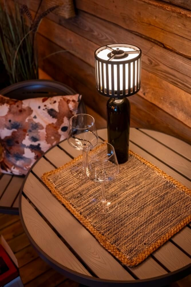 Lampe de table unique Bottle noir rechargeable KonstSmide 7318308377520