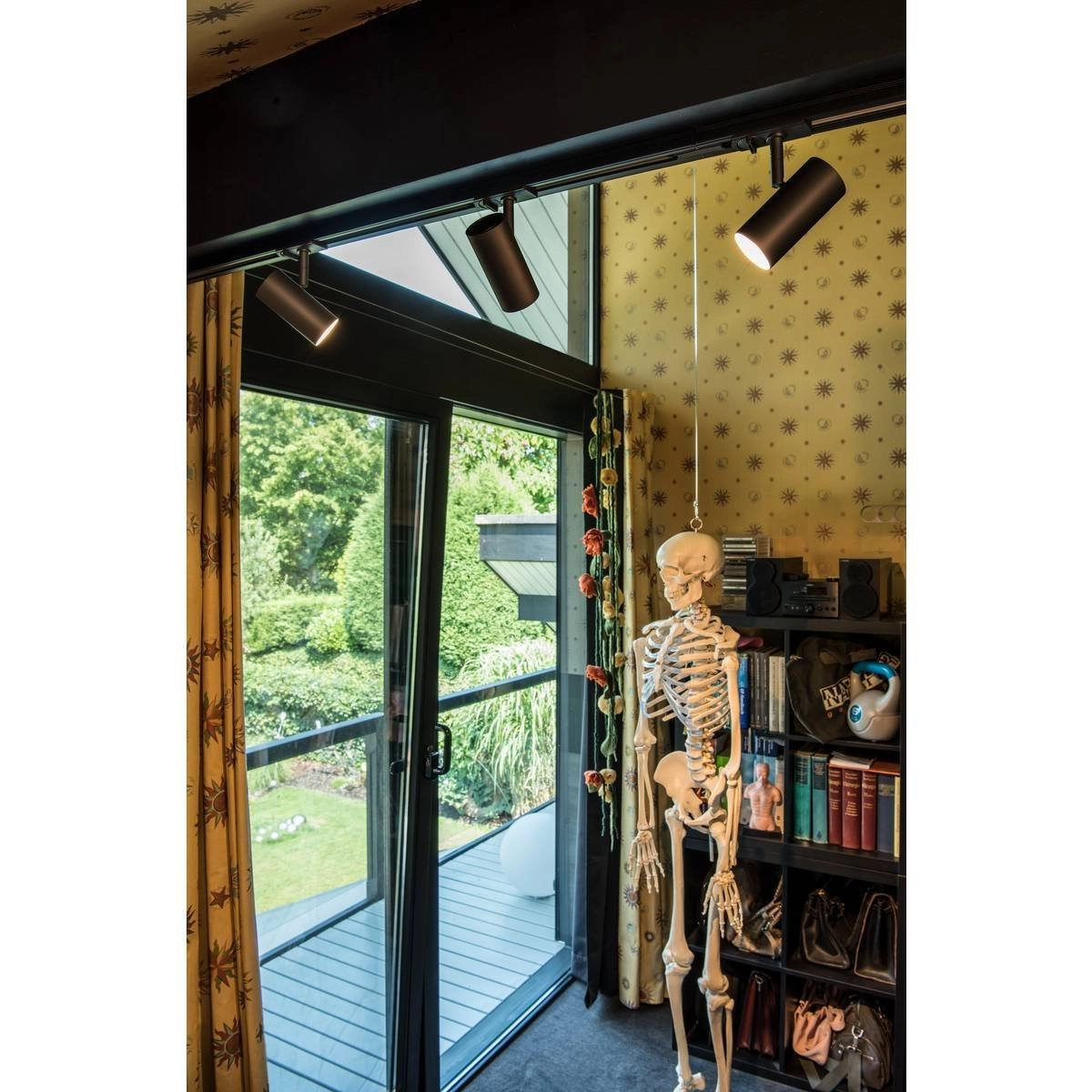 Place ferroviaire Noblo Monophasé noir SLV 4024163281874