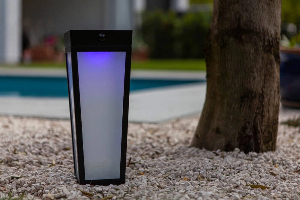 Lampe de jardin intelligente Dias solaire Lutec 6939412089126