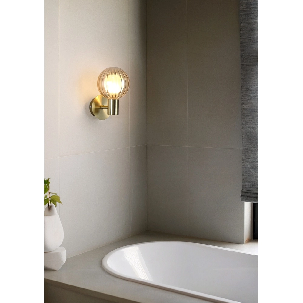 Applique murale Luminsphere Single d’or Searchlight 5053423297408