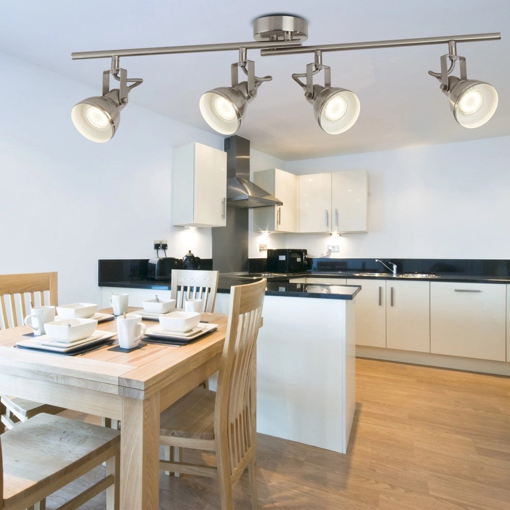 Spot à 4 lumières en saillie Focus Searchlight 5053423090030