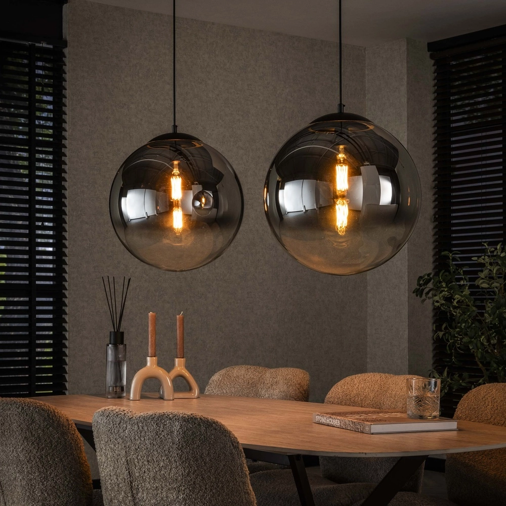 Lampe pendante 2L Bubble avec du verre argenté qui s’estompe.