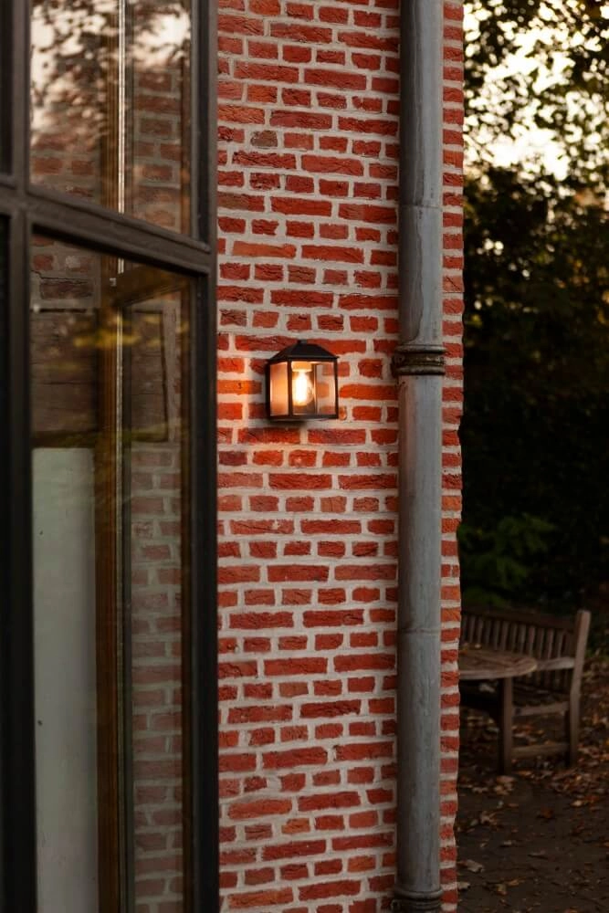 Jolie applique Spire noir Lutec 6939412015682