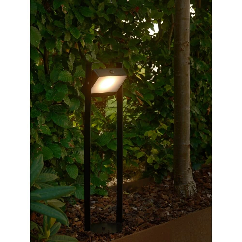 Lampadaire de jardin Saulio Noir solaire Nordlux 5704924023484