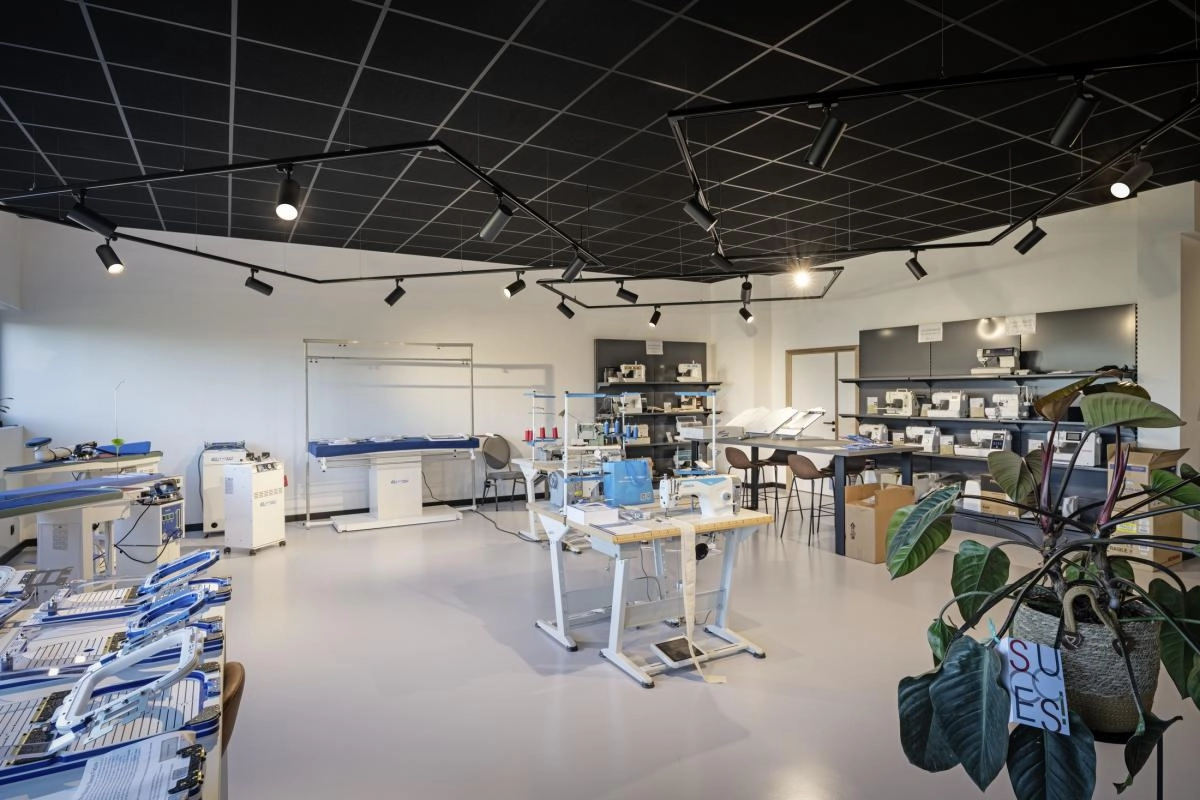 Railspot 3-phasé Numinos XL noir 4000K - 60 deg SLV 4024163260572