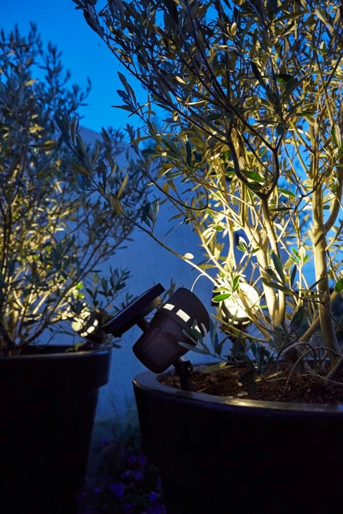 Point de piqûre Montana Solaire hybride Luxform 8719099220498