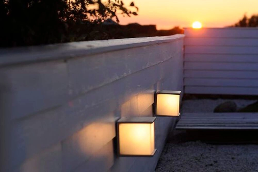 Applique carrée Box Cube anthracite Lutec 4250294303080