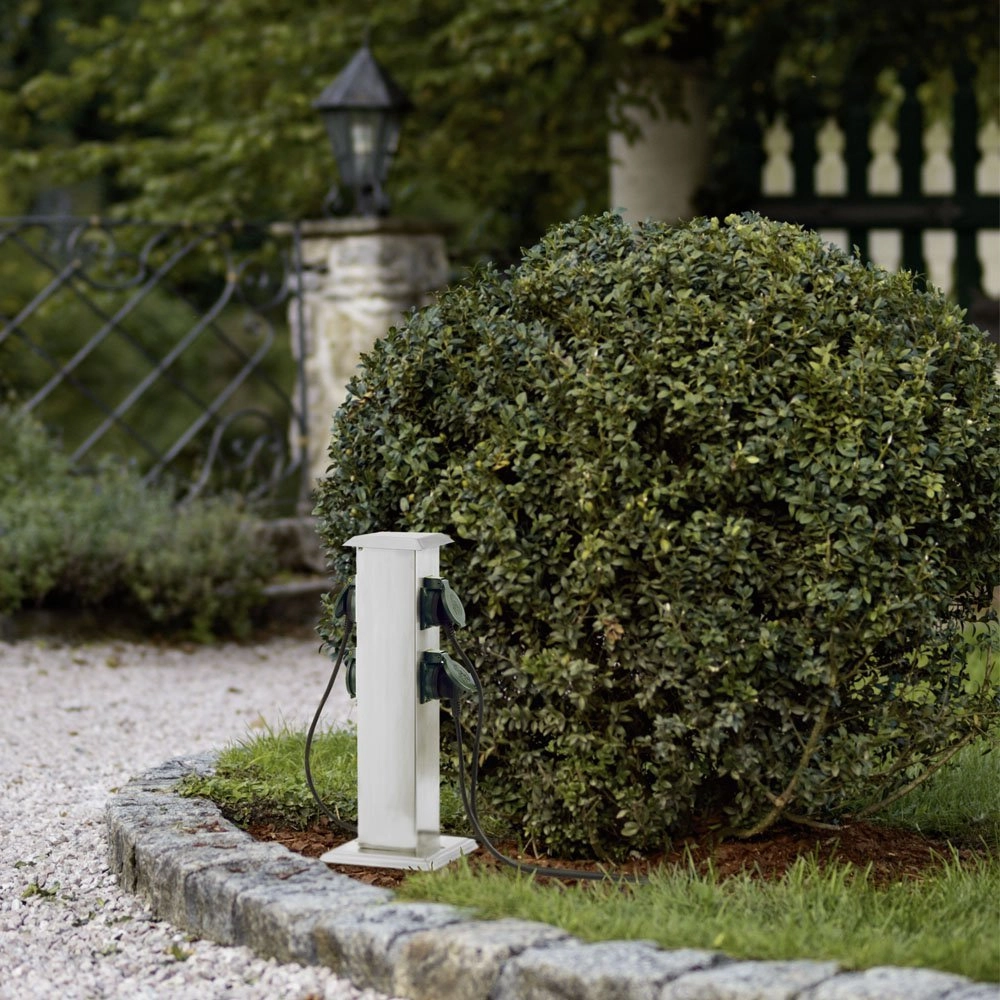 Prise de Jardin Park 4 avec 4 contacts ponctuels Eglo 9002759907488