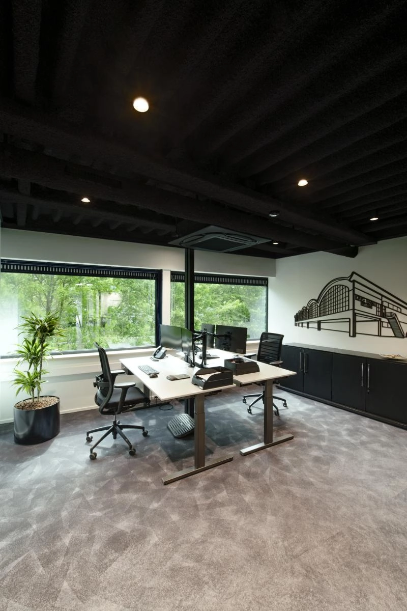 Spot en saillie Numinos S cylindre noir 3000K - 36 deg SLV 4024163242813