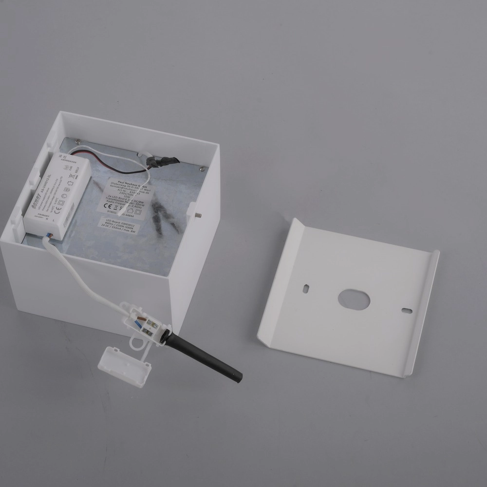 Spot à LED monté en surface Pure Manhattan Blanc Paul Neuhaus 4012248396834