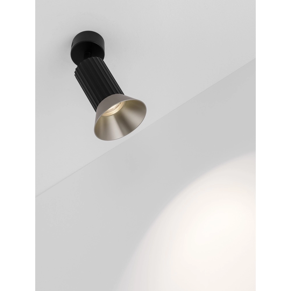 Spot de plafond Luvia Orientable noir avec bronze