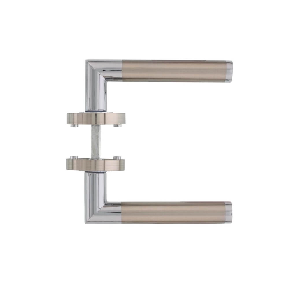 Poignée de porte classique Bastian chrome sur rosace Intersteel 8714186212097