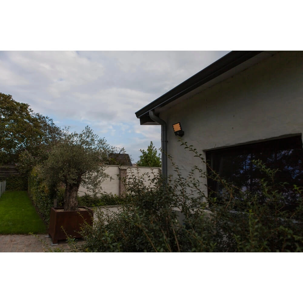 Pleins feux sur le design Atlantis L 3000K - Capteur de mouvement Lutec 6939412016870