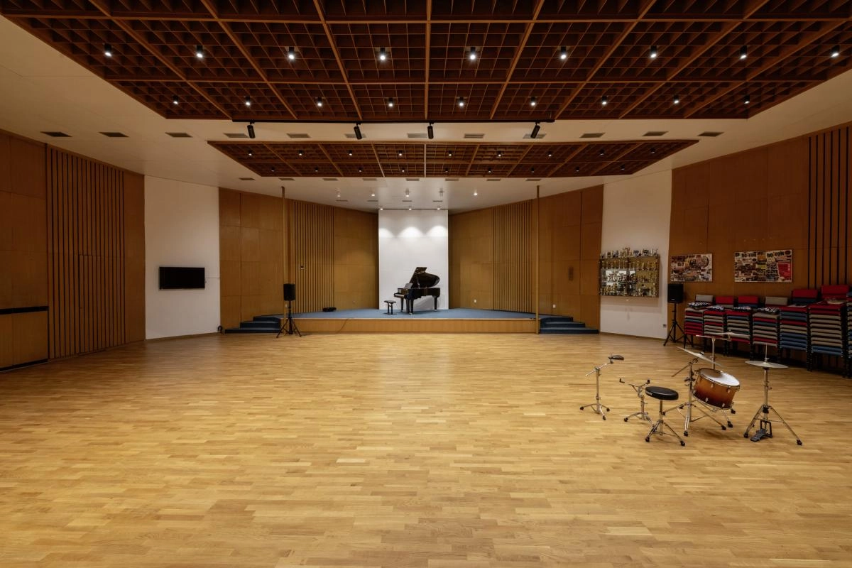 Spot en saillie Numinos L cylindre noir 3000K - 36 deg SLV 4024163244732