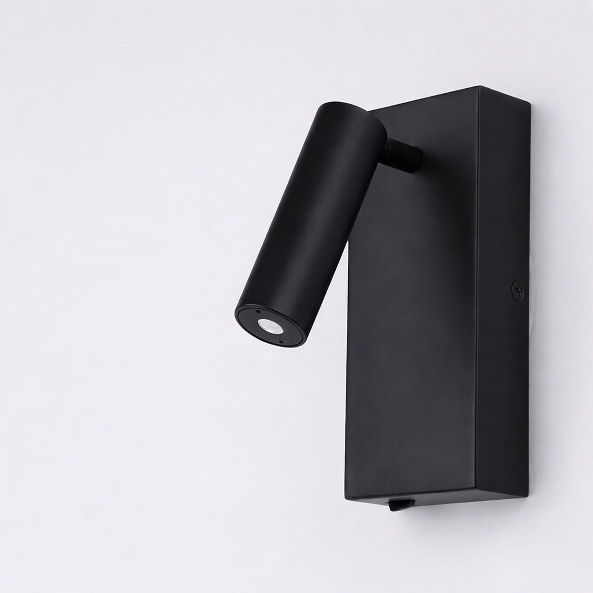 Lampe de chevet Victoria Noir avec interrupteur Lyora 5053423308708
