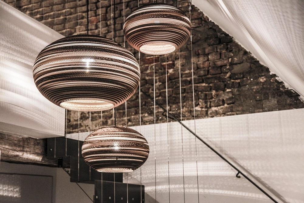 Lazy 440 Lampe suspendue en carton Ø 44cm Think Paper 8720165407200