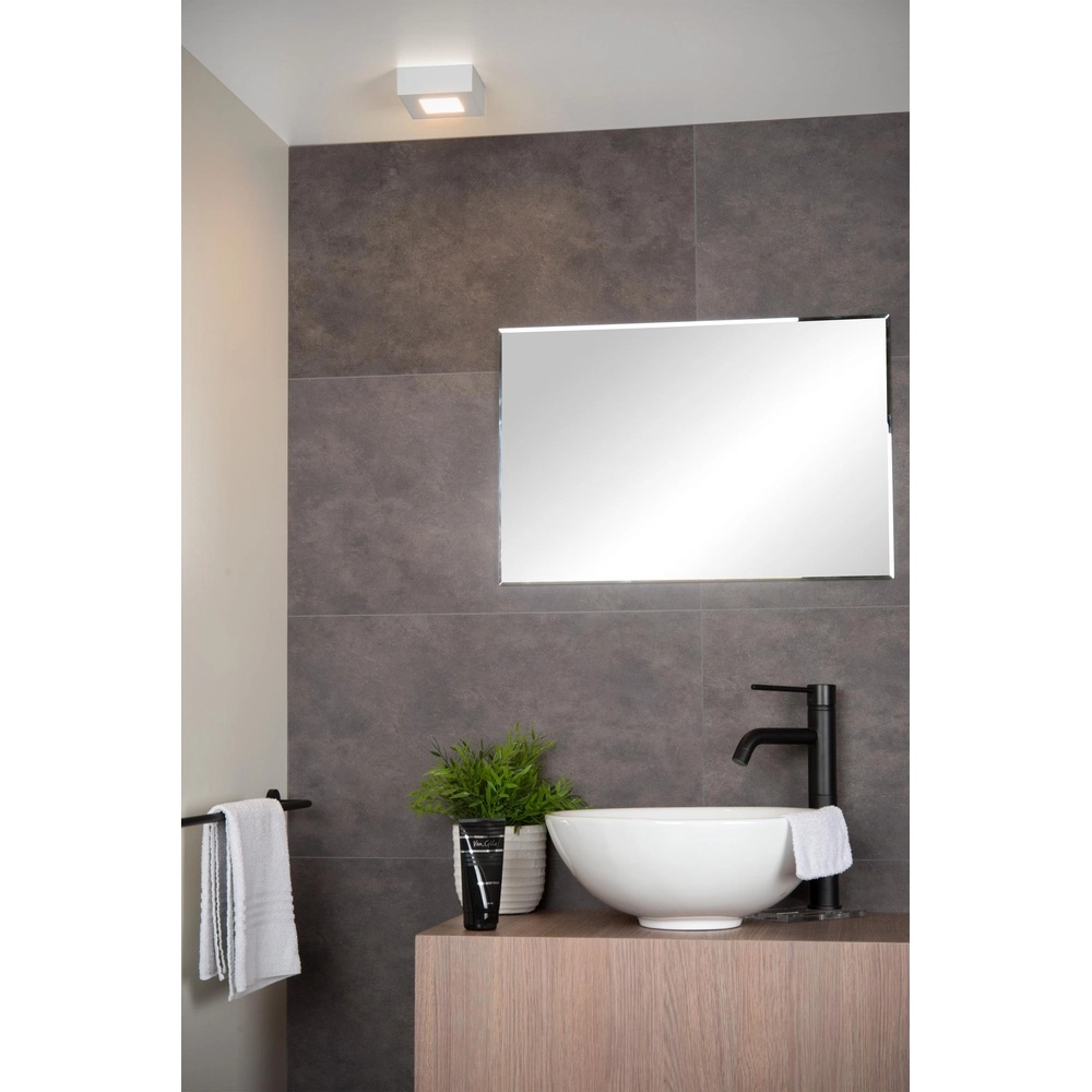 Éclairage de plafond Brice-Led 10,8 cm carrés blanc IP44 Lucide 5411212281326