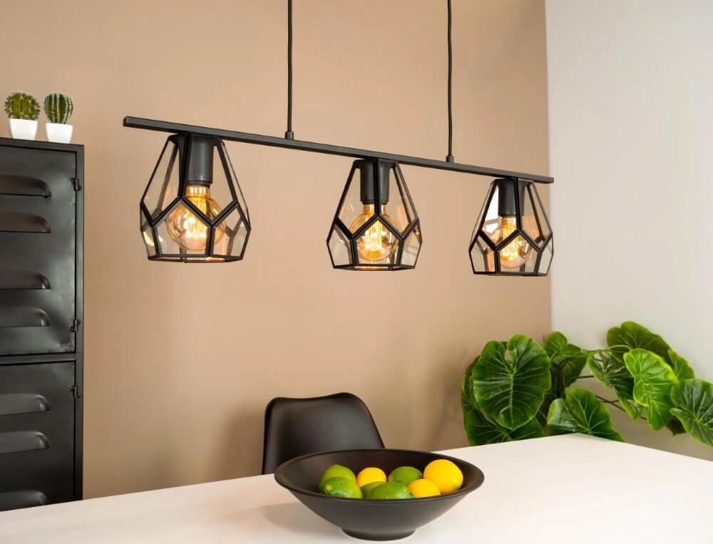 Lampe suspendue pour salle à manger Mardyke noir avec verre Eglo 9002759436445