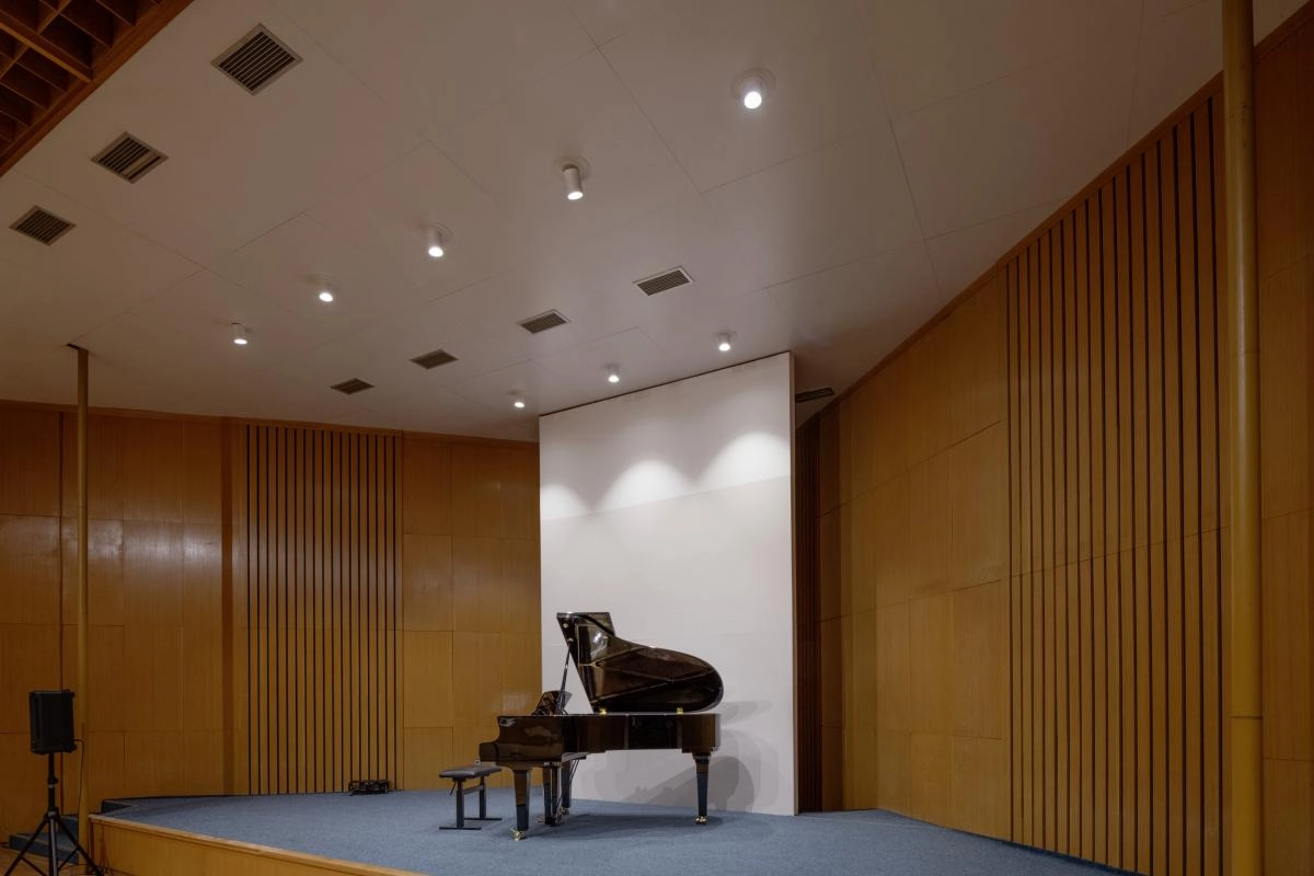 Spot en saillie Numinos L cylindre noir 3000K - 36 deg SLV 4024163244732