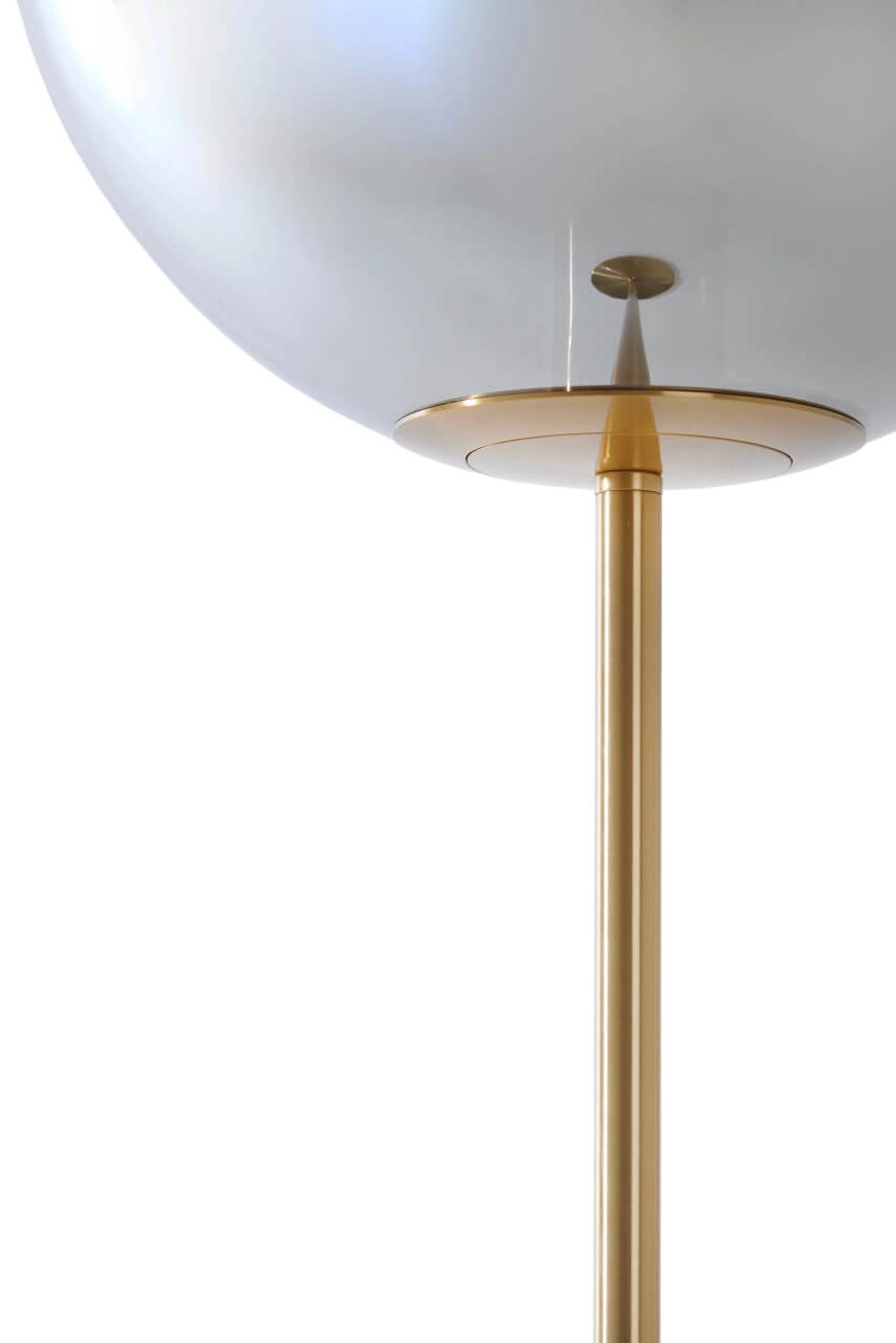 Lampadaire doré Medina avec verre fumé Light & Living 8717807696979