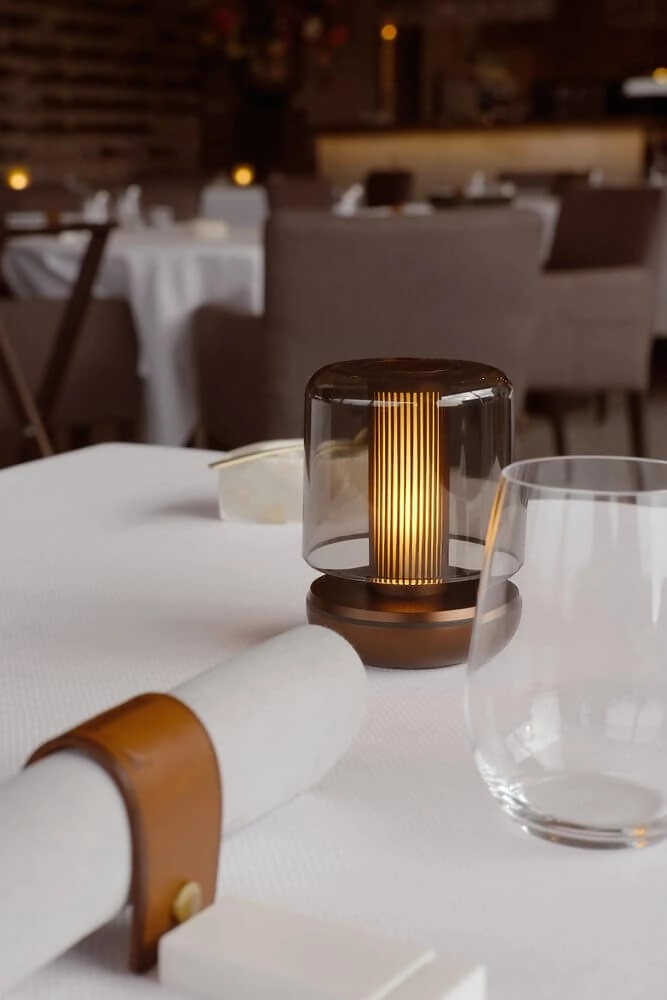 Lampe de table rechargeable Firefly noir Humble 6097522568556