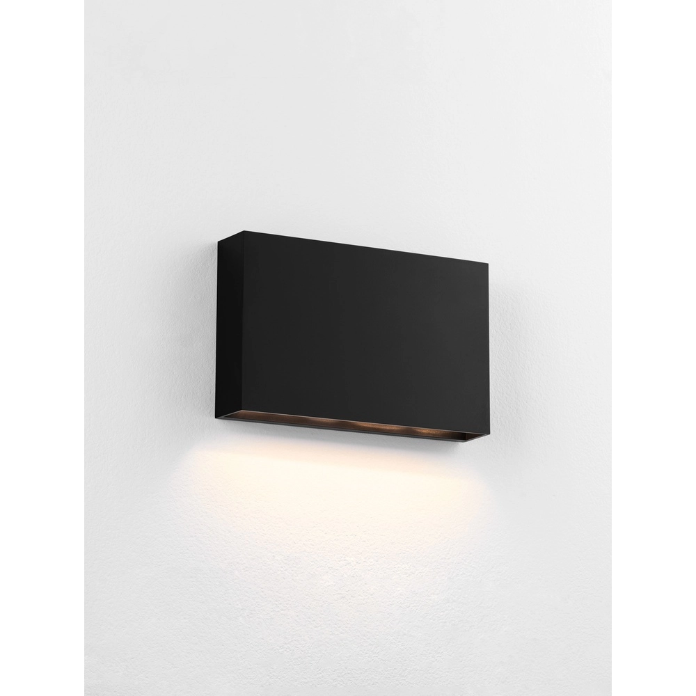 Applique murale élégante Yoko Noir vers le bas Lyora 5212017453747