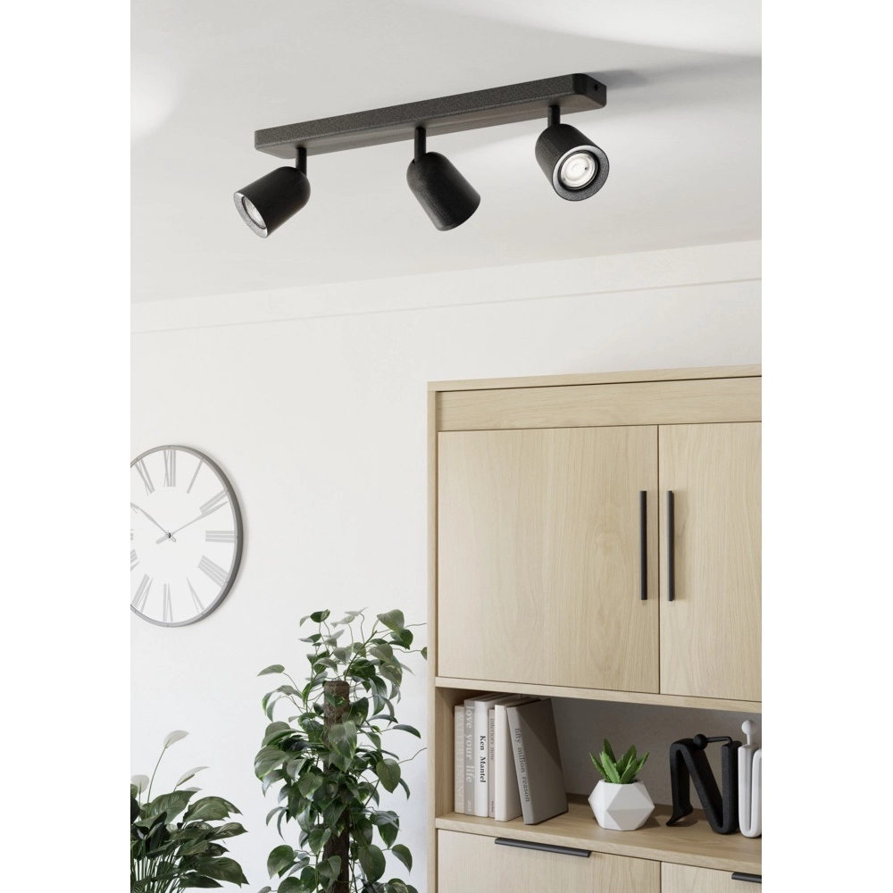 Spot monté en surface Camaldoli 3 lumières noir Eglo 9008606360451