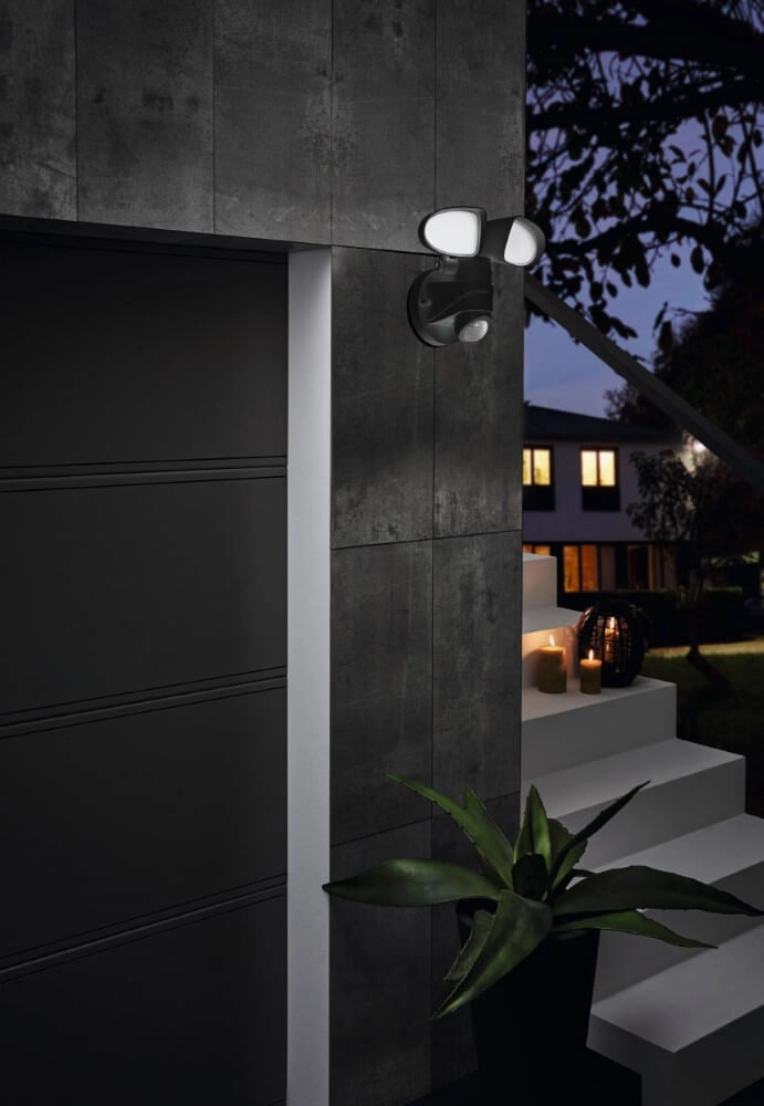 Projecteur à LED Pagino avec capteur de mouvement Eglo 9002759981761