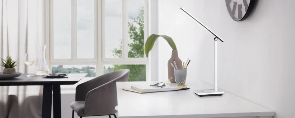 Lampe de bureau LED Iniesta blanc Eglo 9008606277902