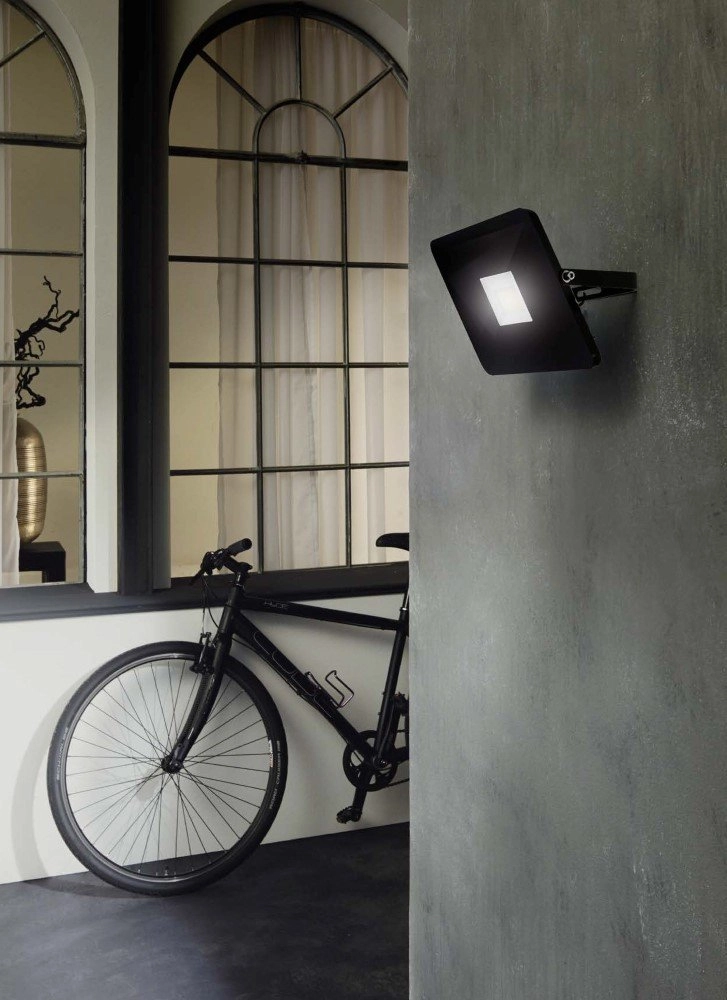 LED Lampe d'extérieur Faedo 3 50W noir Eglo 9002759974589