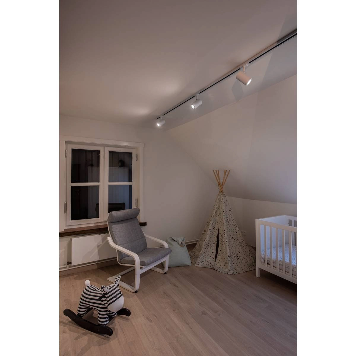 Tache de rail blanc Enola_B Track 1 phase SLV 4024163222983