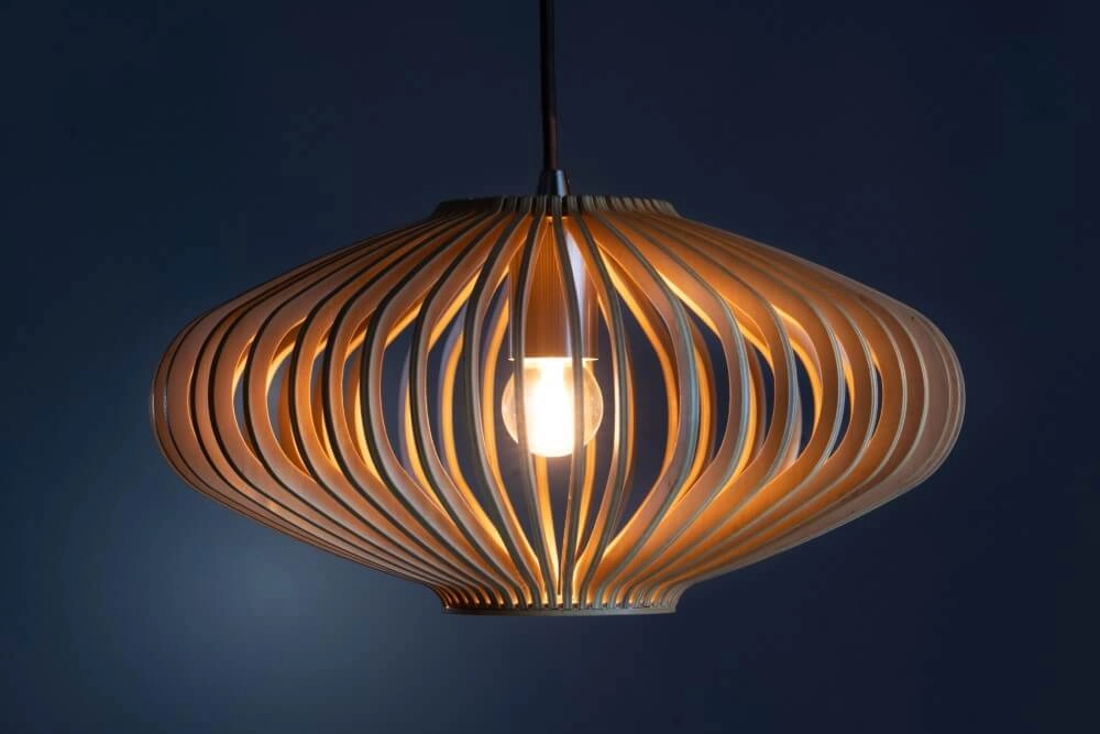 Lampe suspendue en bois Tess conception ETH 8720195307495