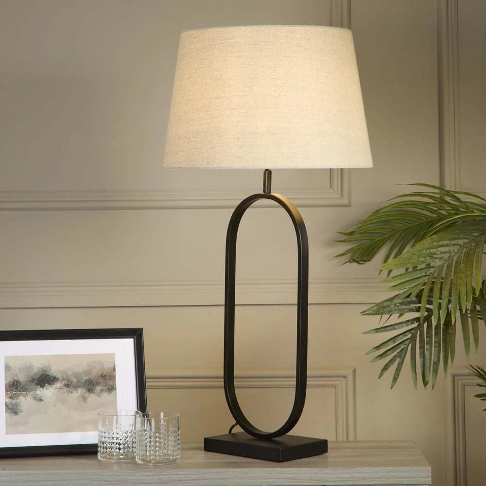 Lampe de table Modish Noir avec teinte crème Searchlight 5053423306193