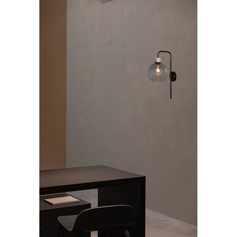 Lampe murale Lazise Noir avec verre fumé doré Masterlight 8718121330686