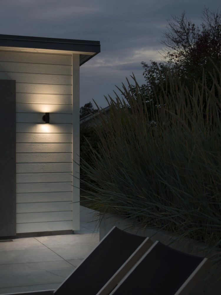 Spot mural Modena noir à 2 lumières KonstSmide 7318307535754