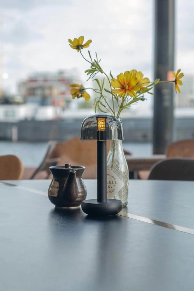 Lampe de table rechargeable Two Black Smoked Humble 7446023311373