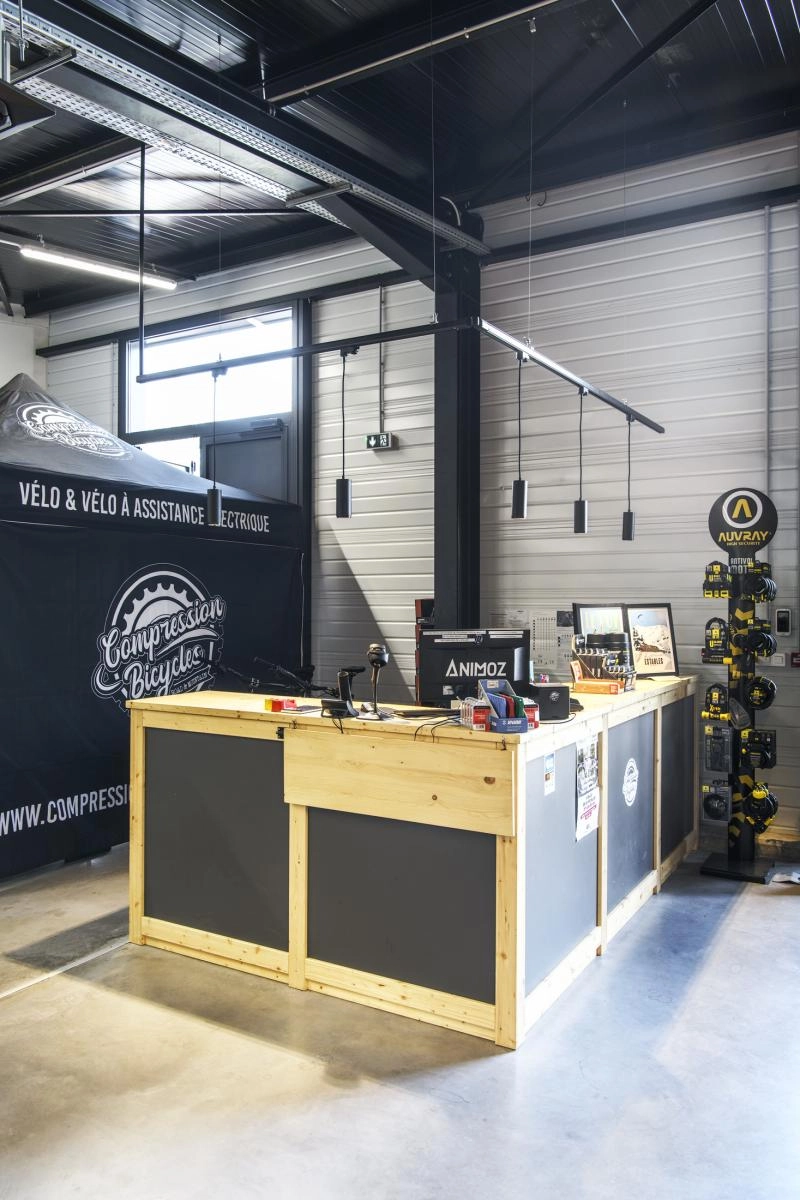 Lampe suspendue Numinos M Dali noir 3000K - 24 deg SLV 4024163246880