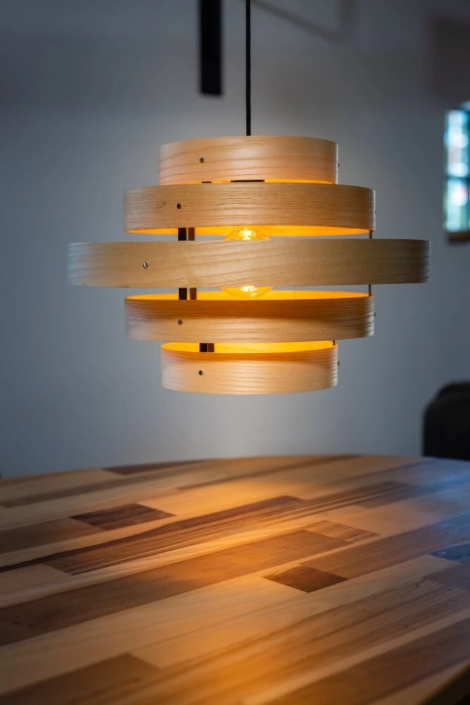 Lampe suspendue en bois Oaknut 5 anneaux ETH 8720195304494