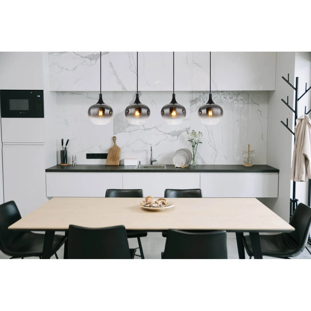 Suspension noire Maxy 4 lumières droites Globo 9007371432400