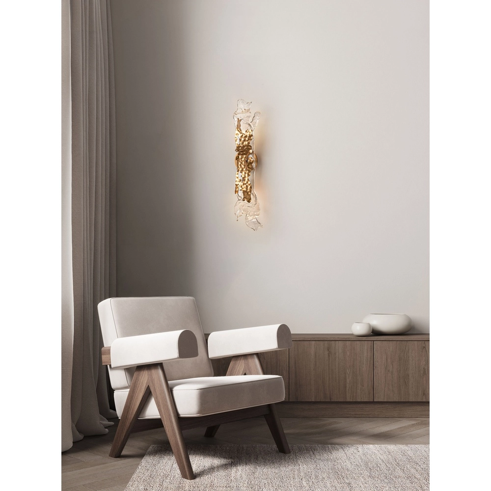 Lampe murale dorée Avesa avec du verre transparent