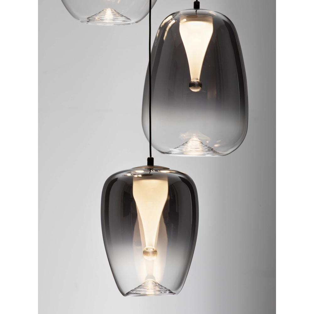 Suspension design Oblo Verre fumé à 5 lumières Suspension design Oblo Verre fumé à 5 lumières