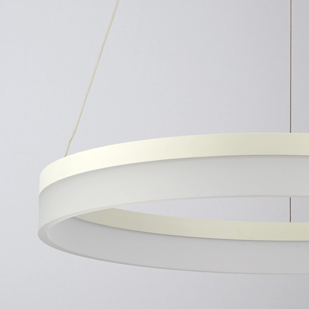 Lampe suspendue élégante Ara Ø 60 cm de blanc Lyora 5053423308067