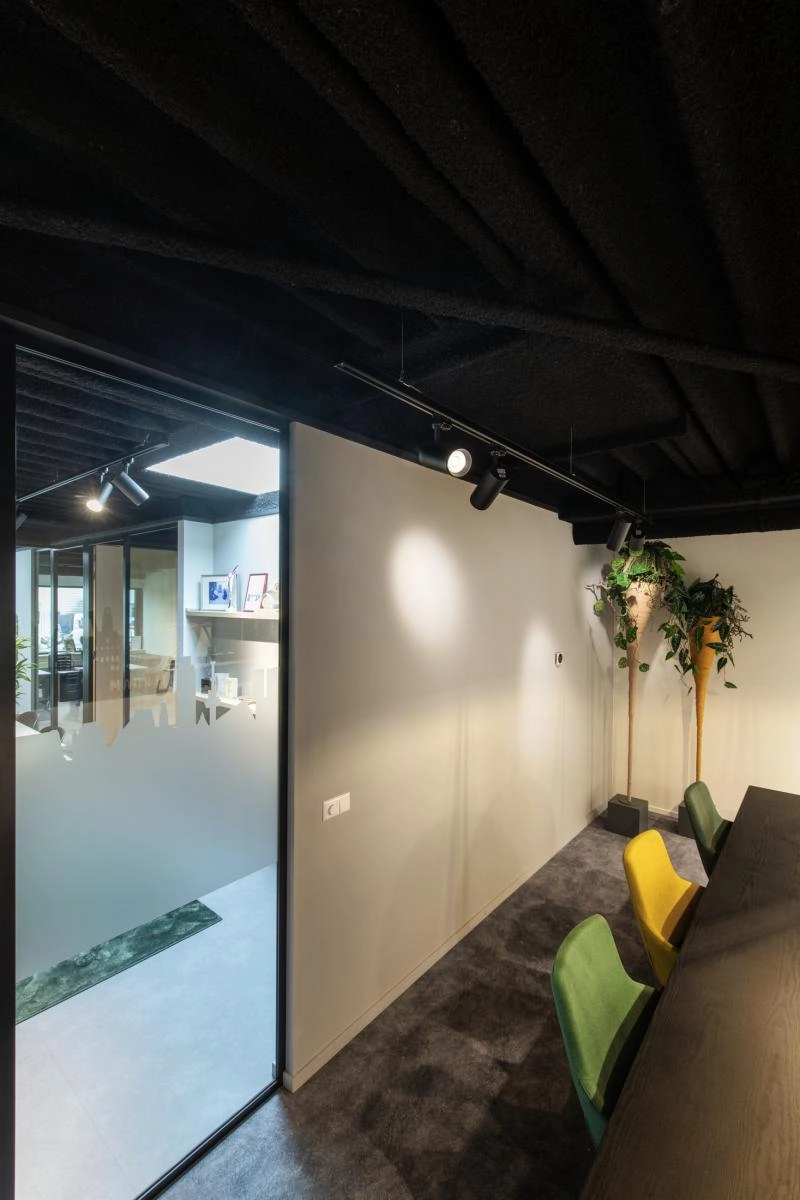 Railspot 3-phasé Numinos S noir 3000K - 24 deg SLV 4024163242325