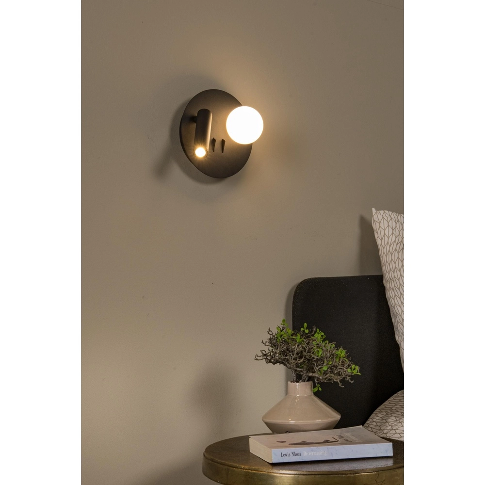 Lampe de chevet conçue Matiz noir avec un point de charge USB Lucide 5411212771322